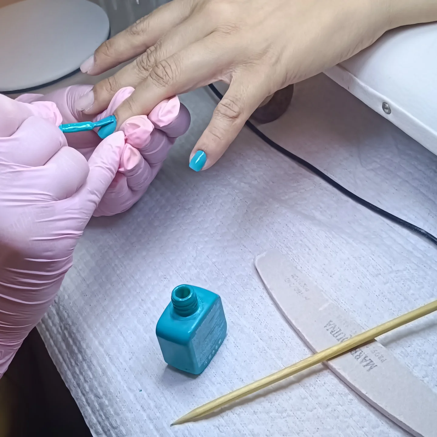 Esmaltação em gel com durabilidade e brilho